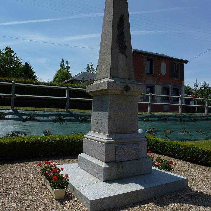 Photo de Château de Launay à Saint-Georges-du-Vièvre
